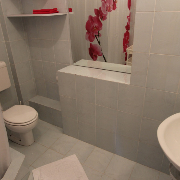 Bathroom / WC, Klimno 53, Apartments & Rooms Mara Klimno Dobrinj