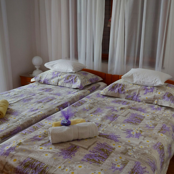 Bedrooms, Klimno 53, Apartments & Rooms Mara Klimno Dobrinj