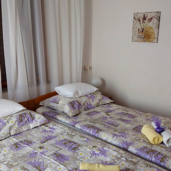 Bedrooms, Klimno 53, Apartments & Rooms Mara Klimno Dobrinj